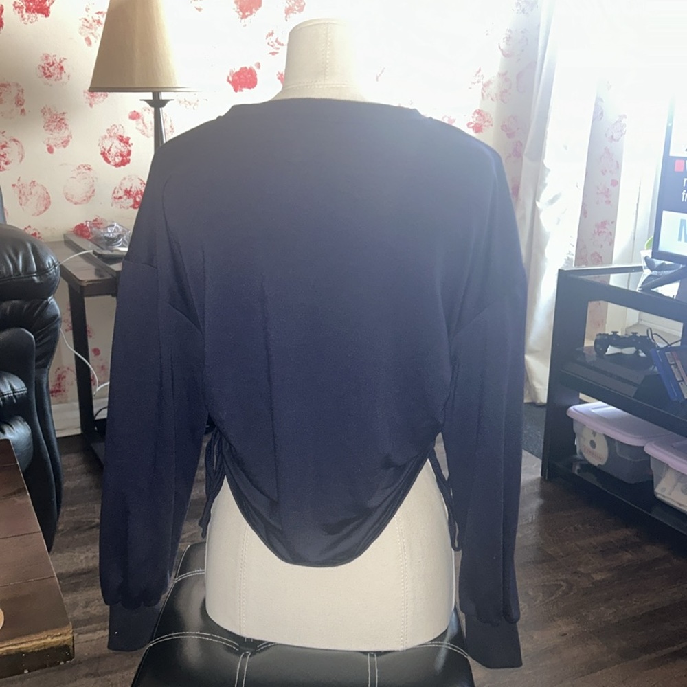 Drawstring sweater - Picture 2 of 6